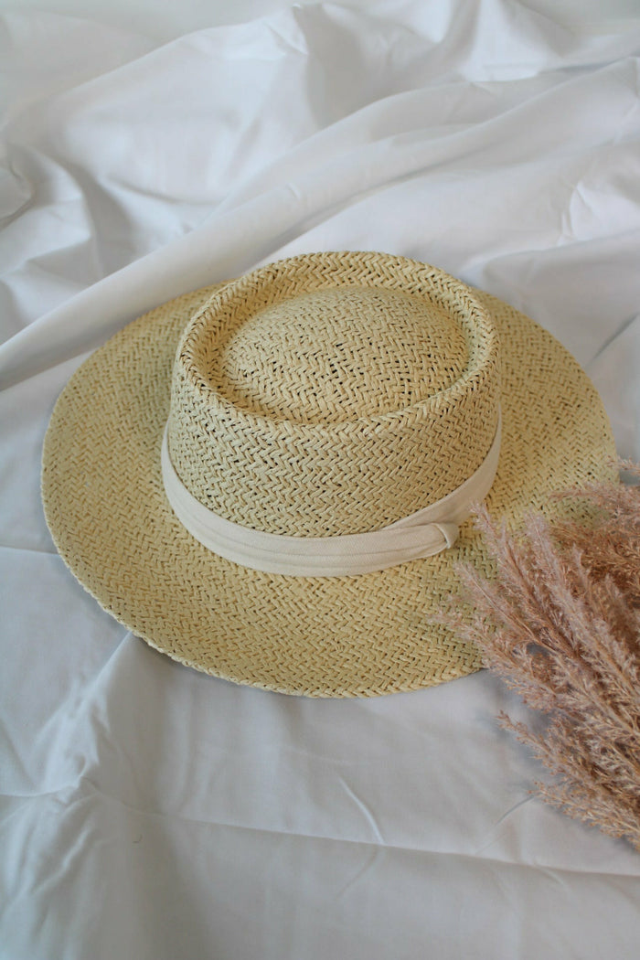 Sun Bathe Straw Hat in Light