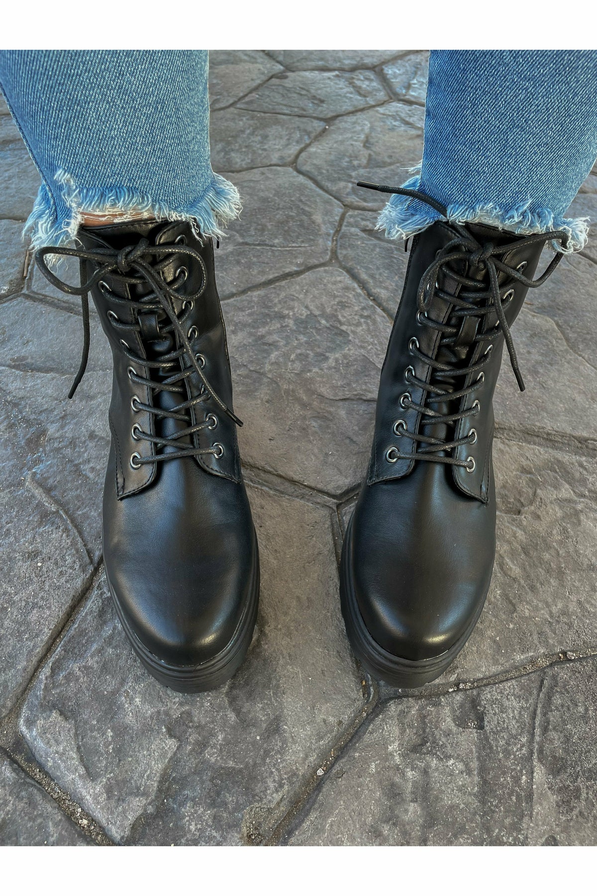 Streets of NY Combat Boots in Black