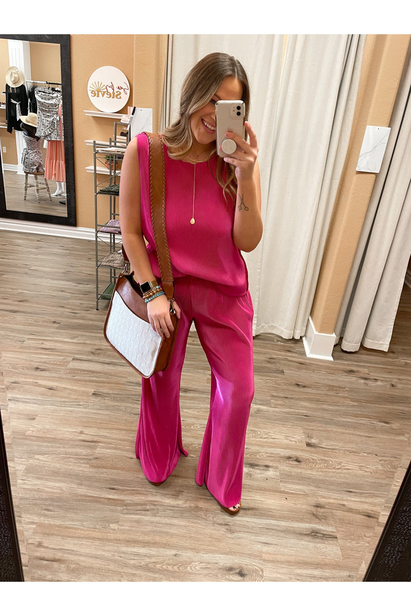 Stepping Out Pleated Set In Pink